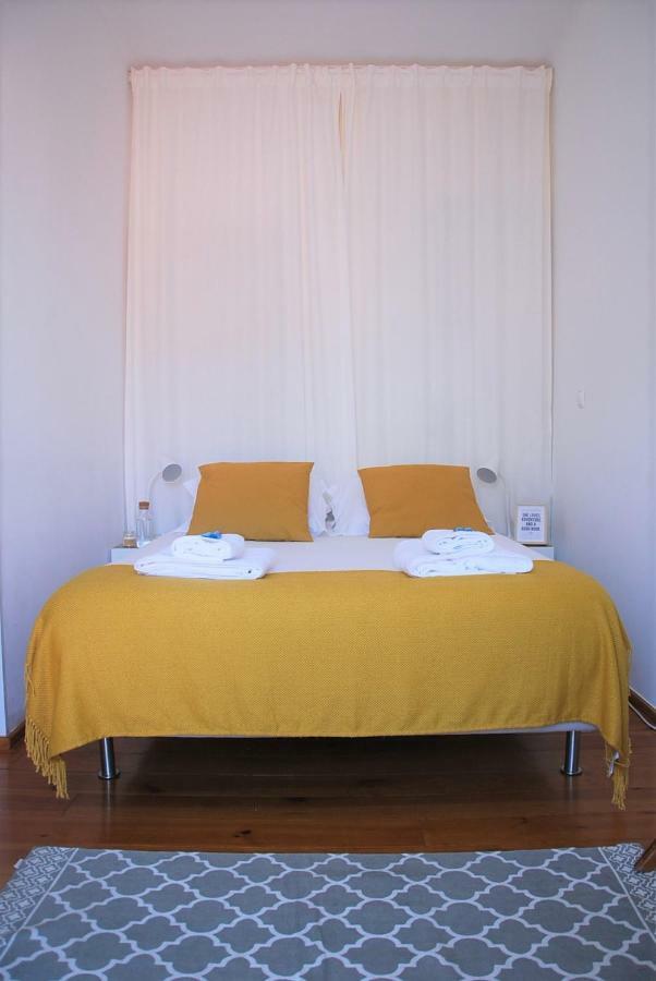 Sunny, And Comfy Ap. In Av. Da Liberdade * Lisboa